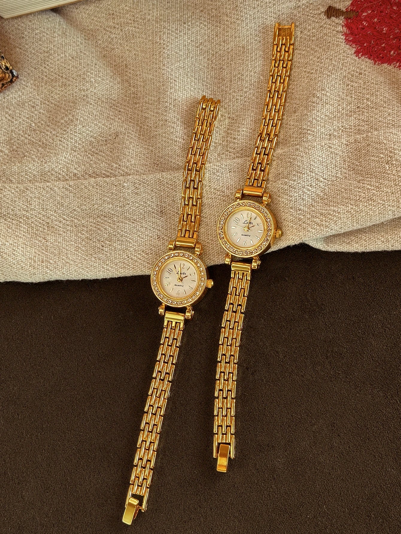 Vintage Rhinestone Classic Watch